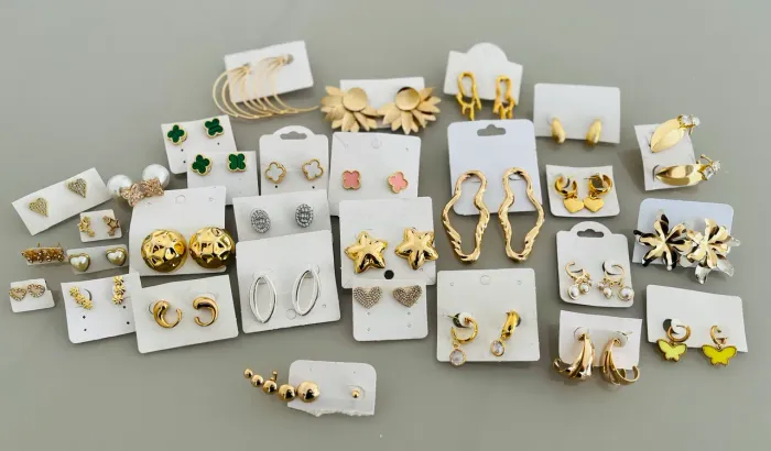 Vendo brincos novos na semijoia