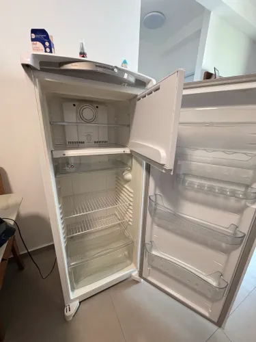 Geladeira Cônsul Frost Free