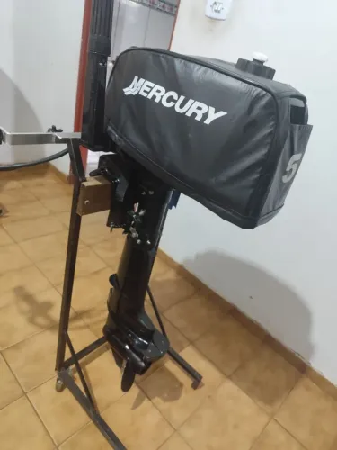 Motor Mercury 5HP