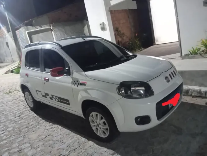Fiat Uno Vivace Celeb. 1.0 EVO F. Flex 8V 3P 2014