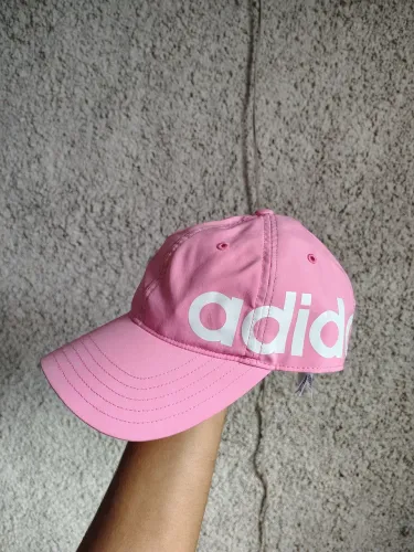 Boné adidas letreiro original 