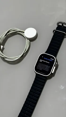 Apple Watch Ultra 2 Titânio