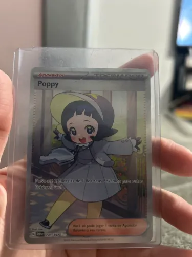 Carta Pokémon Poppy