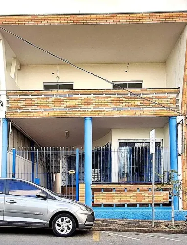 Casa para aluguel, 4 quartos, 1 suíte, 2 vagas, Centro - Limeira/SP