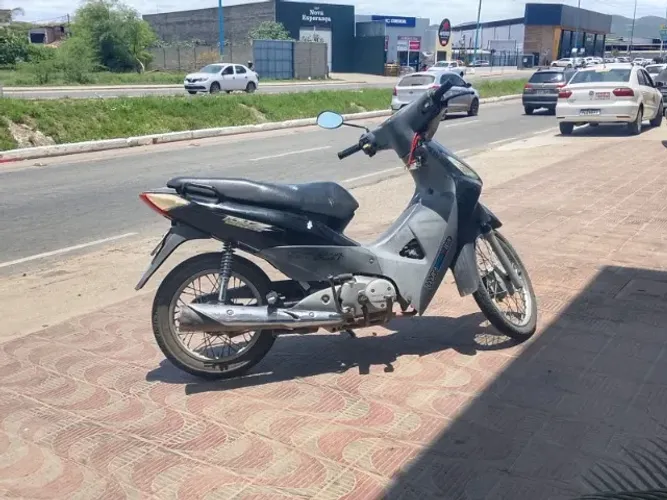 Moto , preto biz 125,ano 2006