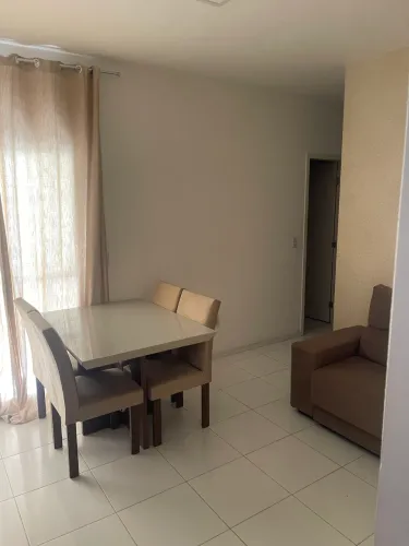 Mesa de jantar - 4 cadeiras 