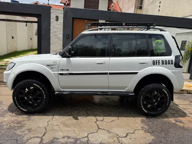 Mitsubishi Pajero TR4 2.0/ 2.0 Flex 16V 4X4 Aut. 2013
