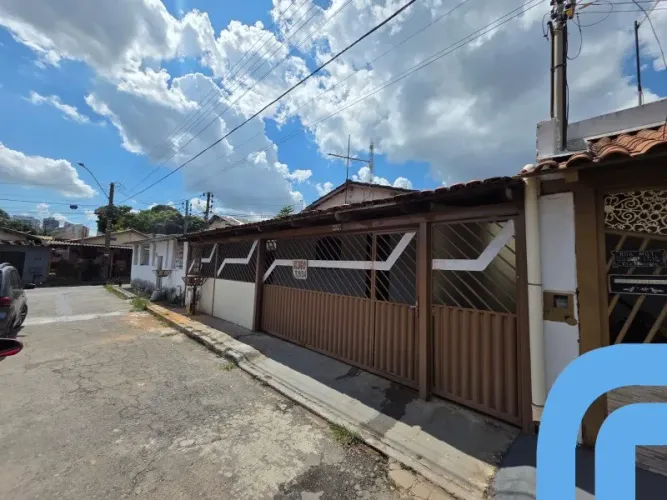 CASA RESIDENCIAL em GOIÂNIA - GO, VILA REDENÇÃO