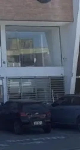 Loja terrea com pe direito duplo na estacao velha em Campina Grande