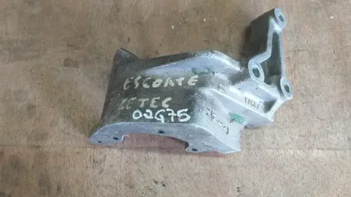 Suporte Bomba Direção Hidráulica F Escort 1.6 1996 958f3k738