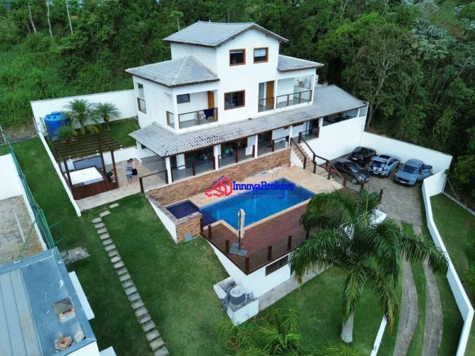 Sobrado com 3 dormitórios à venda, 520 m² por R$ 3.900.000,00 - Igaratá - Igaratá/SP