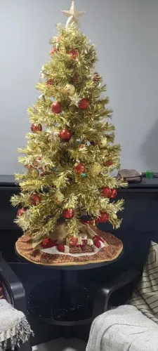 Árvore de Natal Dourada Completa