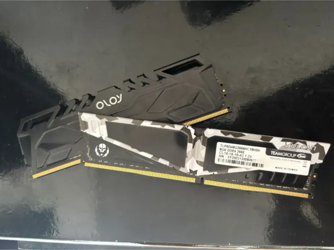 Memória RAM - 8GBx2