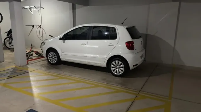 Volkswagen Fox 1.0 MI Total Flex 8V 5P 2014