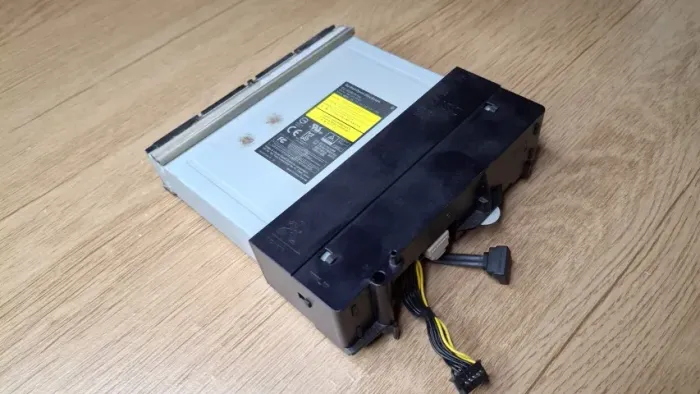 Xbox One S - Leitor de BR para (No estado)