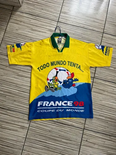 Camisa comemorativa vintage 98