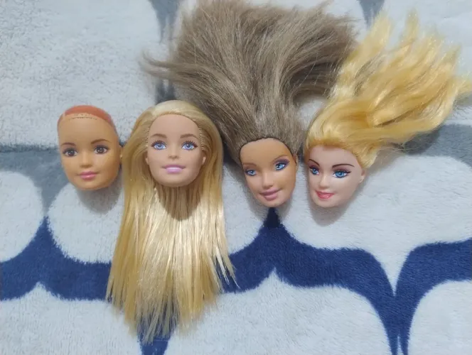 Cabeças de Barbie para customização