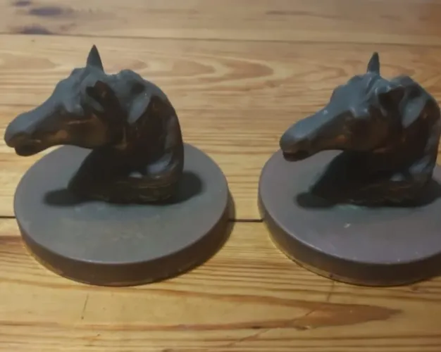 Cavalo de bronze