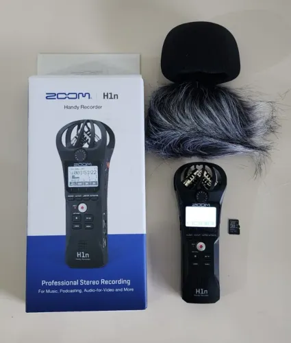 Gravador Portátil Zoom H1n Preto Para Áudio Com Microfone Estéreo X/Y e USB