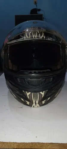 Capacete Preto