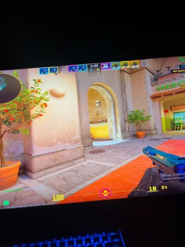 Monitor 240hz hyperx armada 25 polegadas.