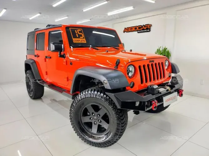 Jeep Wrangler Unlimited Sport 3.6 V6 284cv 4P 2015