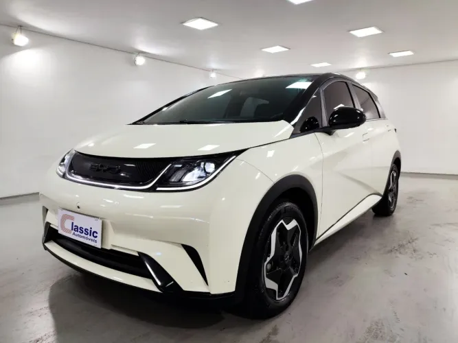 BYD Dolphin EV (Elétrico) 2024
