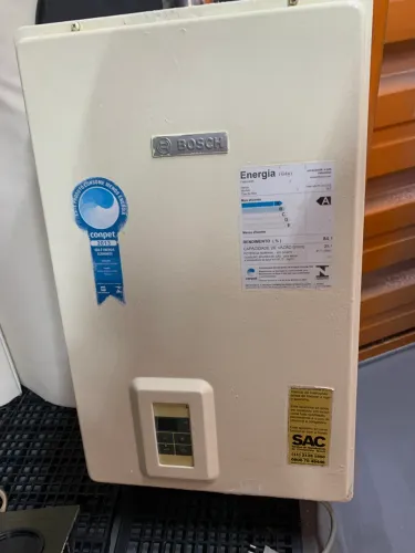 Aquecedor de água a gás Bosch GWH 500