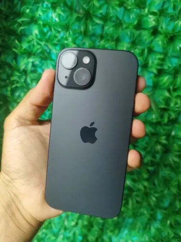 iPhone 15