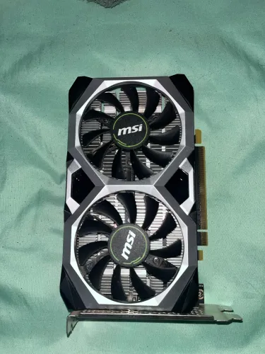 Placa de Vídeo GTX 1650 4GB