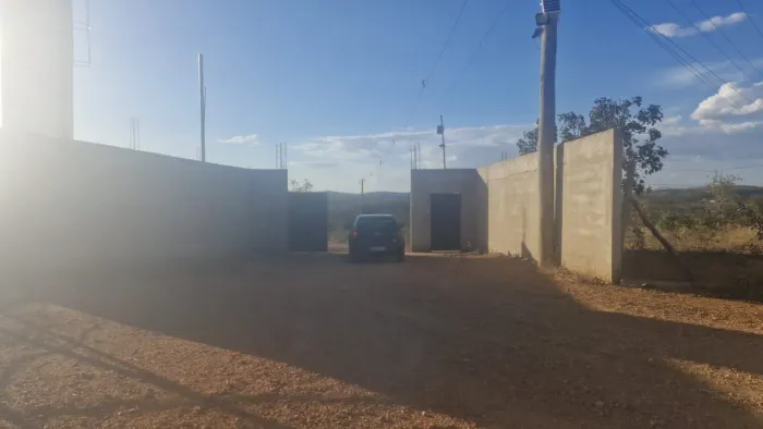 Vendo lote 2.000 mil metros quadrados valor 120.000