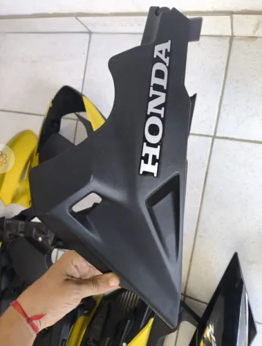 Bico de pato da cb Twister 300f