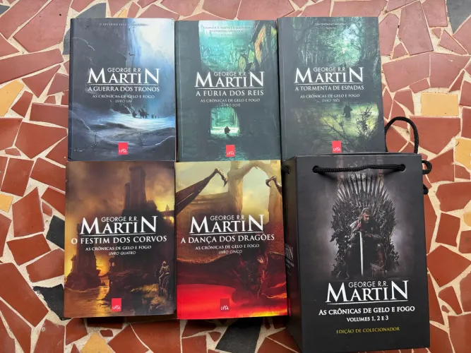 Game of Thrones - Coleção 5 Livros + Box LeYa