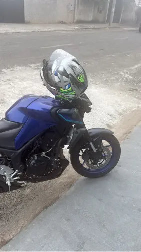 Vendo MT 03  28 mil  10 mil km 