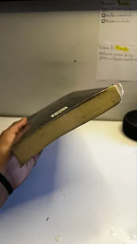 livro o ódio que você semeia  angie thomas