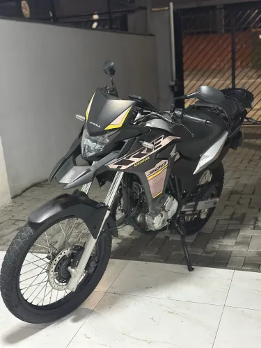 Vendo Moto XRE 300 ABS 