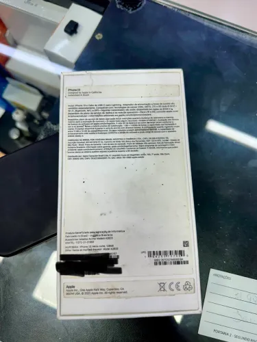 iPhone 13 normal 128 gigas bateria 70% com caixa original do aparelho ?r$:1599