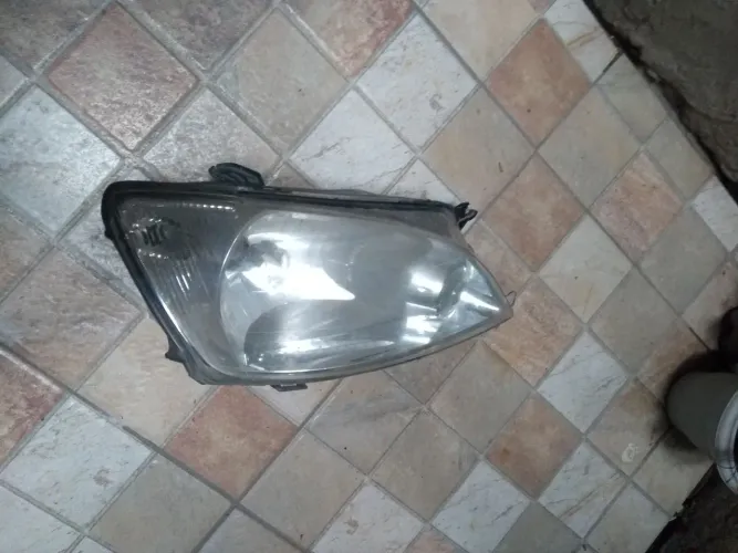 Farol Corsa Celta