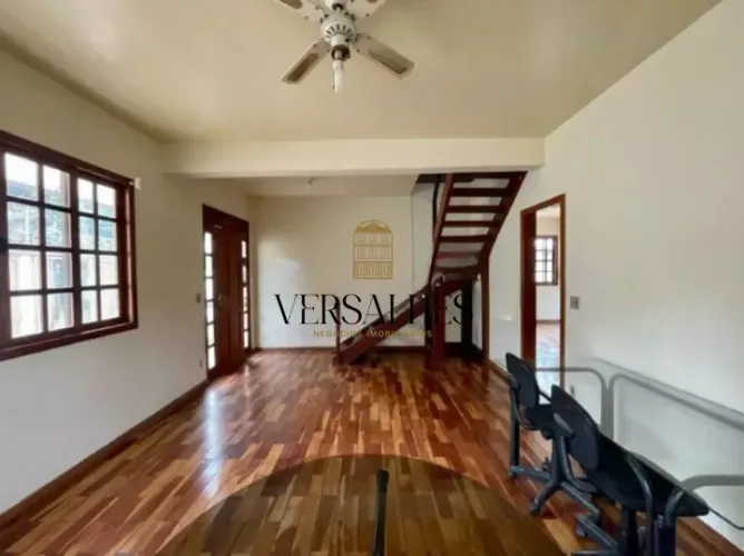 Casa para alugar com 2 quartos , 1 banheiro , 104 m² e 2 vagas de garagem - Bairro Florama