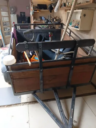 Carretinha 1.30×1.70 interna $4.000,00 a vista ou parcelado no cartão de crédito 