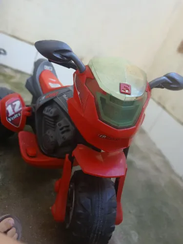 Vende-se motinha eletrica infantil