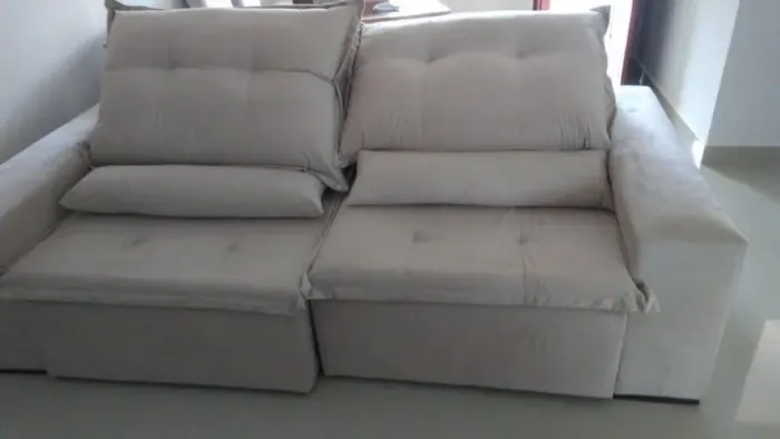 Sofá retrátil e reclinável 1,80m