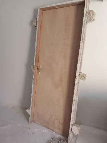 Porta quarto e janela