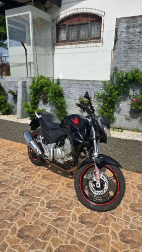 Vendo Honda CB300