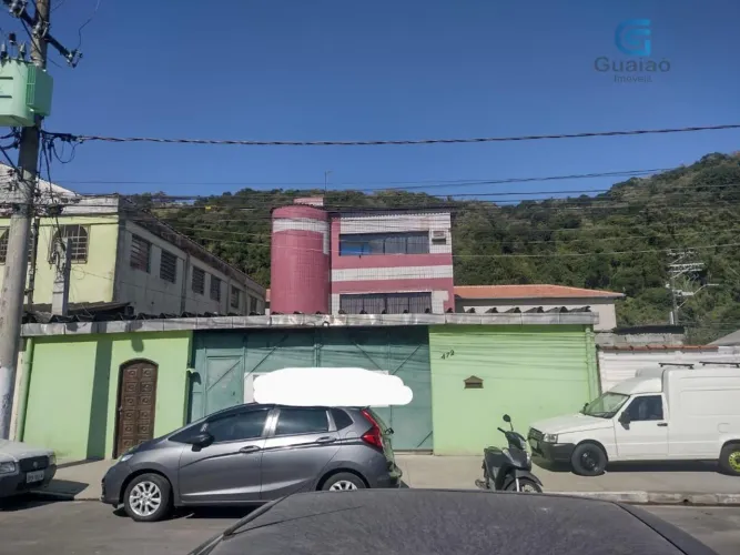 Vendo excelente prédio comercial com "312,50M2" no Chico de Paula em Santos