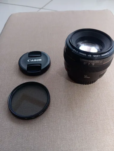 *Lente Canon Ef 50mm F/1.4 Usm (ultrassônica)*<br><br>*R$ 1.200,00*