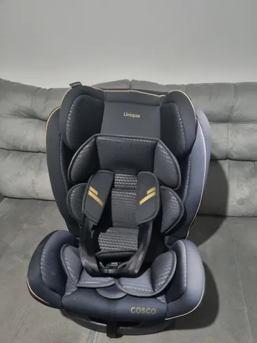 Cadeirinha de Bebê Regulável COSCO R$200