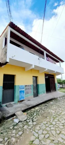 Casa para Locação em Caucaia, Araturi (Jurema), 1 dormitório, 1 banheiro