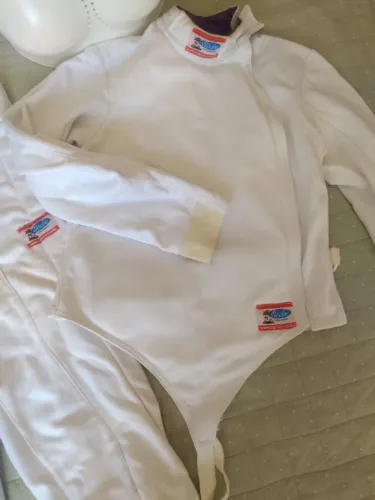 Uniforme de esgrima