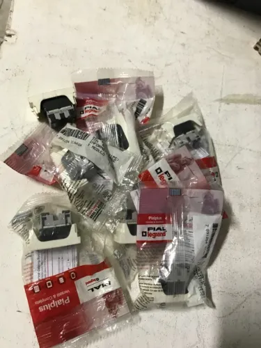 10 - Módulos RJ45 Pial Plus 